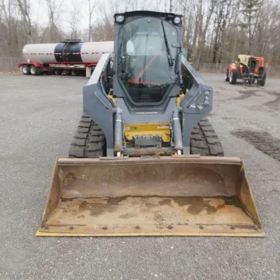 2019 Deere 331G thumbnail