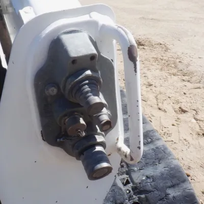 2020 Bobcat T740 thumbnail