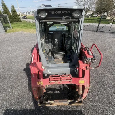 2018 Takeuchi TL12R2 thumbnail