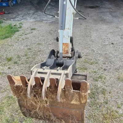 2020 Bobcat E165 thumbnail