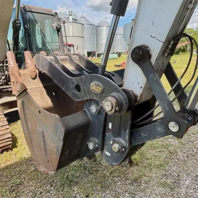 2020 Bobcat E165 thumbnail