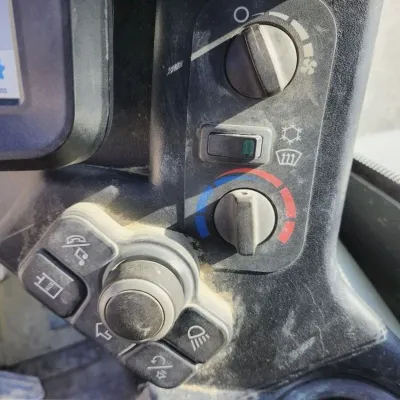 2021 Bobcat E60R2 thumbnail