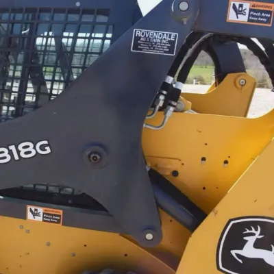 2022 Deere 318G thumbnail