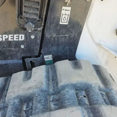 2023 Bobcat T62 thumbnail