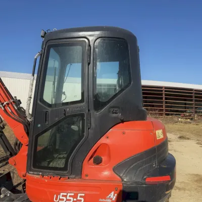 2022 Kubota U55-5 thumbnail