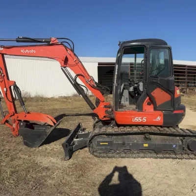 2022 Kubota U55-5 thumbnail