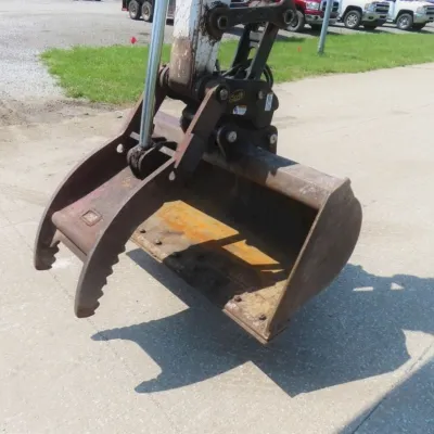 2017 Bobcat E85 thumbnail