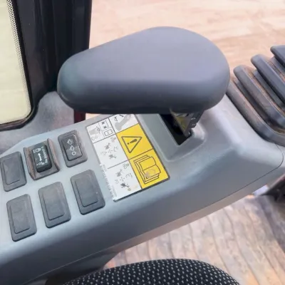 2024 Bobcat E55R2 thumbnail