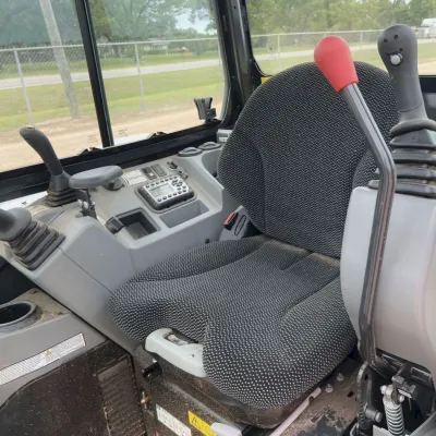 2024 Bobcat E55R2 thumbnail