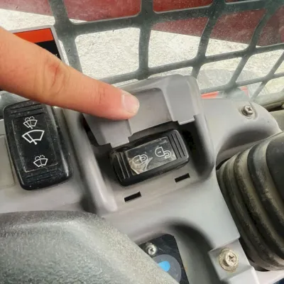 2021 Kubota SVL65-2 thumbnail
