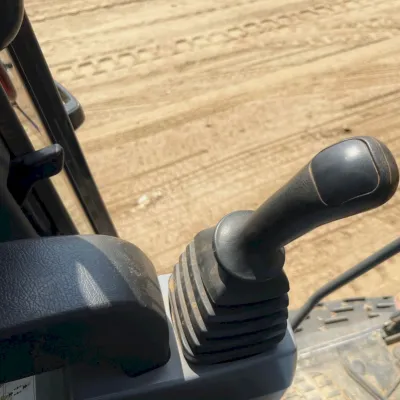 2020 Kubota KX040-4 thumbnail