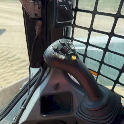 2020 Bobcat T770 thumbnail