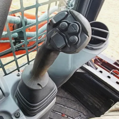 2022 Kubota SVL65-2 thumbnail