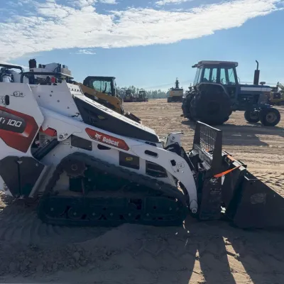 2023 Bobcat MT100 thumbnail