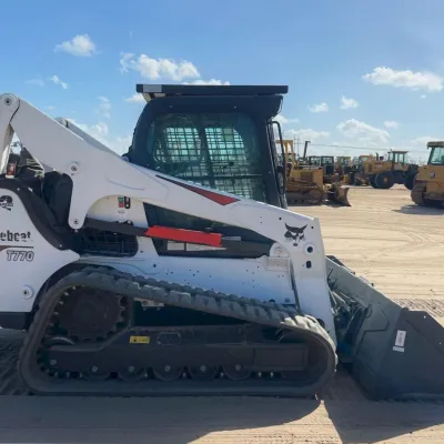 2023 Bobcat T770 thumbnail