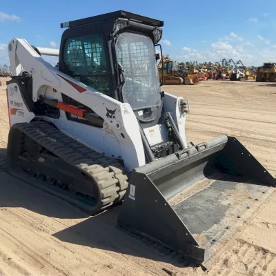 2023 Bobcat T770 thumbnail