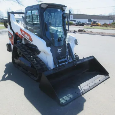 2021 Bobcat T66 thumbnail
