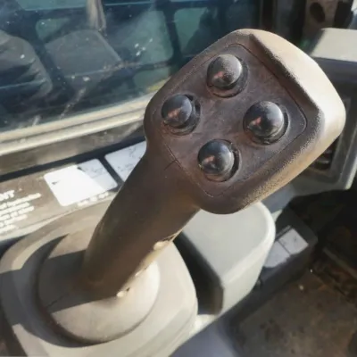 2024 Deere 325G thumbnail