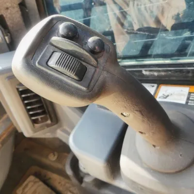 2024 Deere 325G thumbnail