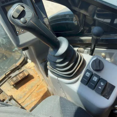 2022 Deere 35G thumbnail
