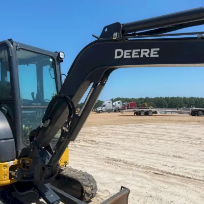 2022 Deere 35G thumbnail