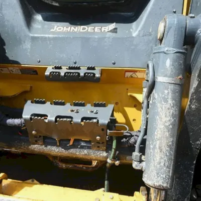 2020 Deere 333G thumbnail