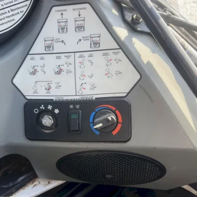 2017 Bobcat T770 thumbnail