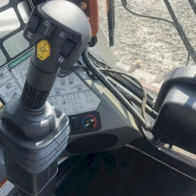 2017 Bobcat T770 thumbnail
