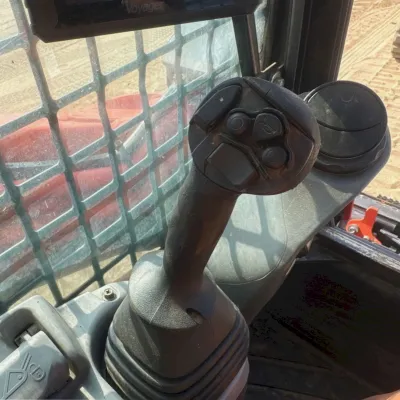 2021 Kubota SVL97-2 thumbnail