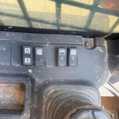 2023 Takeuchi TL10V2 thumbnail