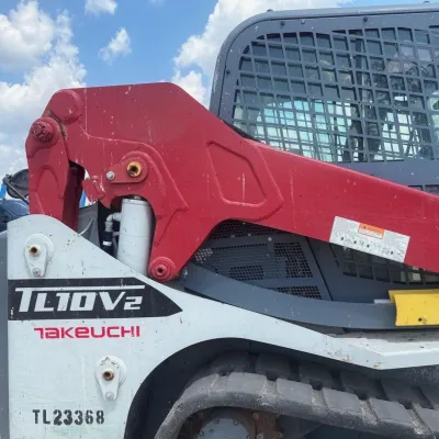 2023 Takeuchi TL10V2 thumbnail