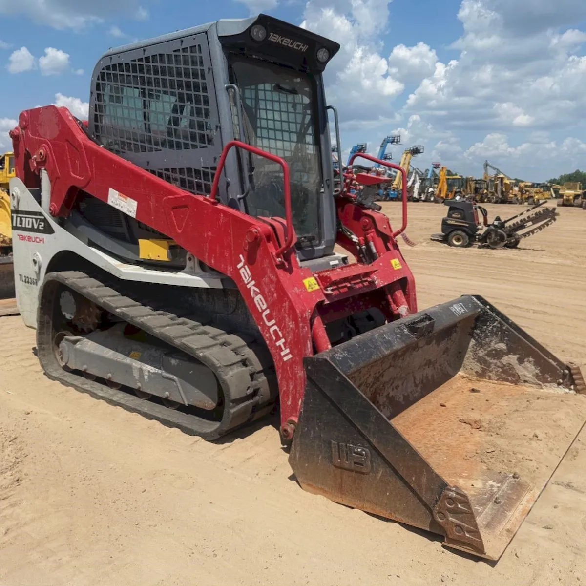 2023 Takeuchi TL10V2