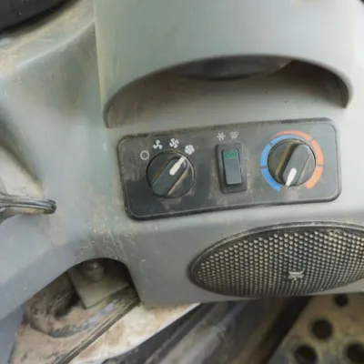 2020 Bobcat T740 thumbnail