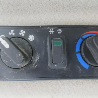 2021 Bobcat T66 thumbnail