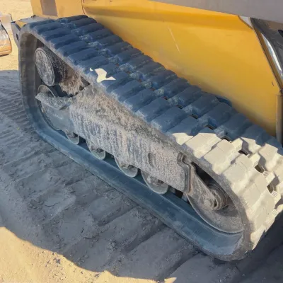 2024 Deere 325G thumbnail