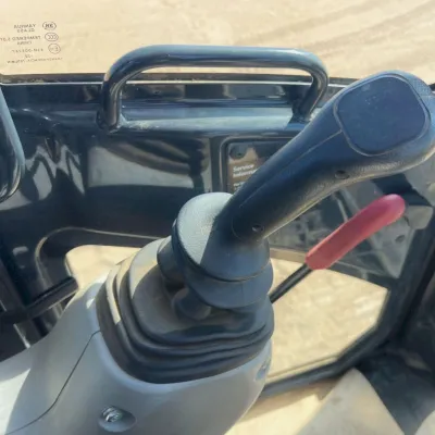 2023 Deere 35G thumbnail