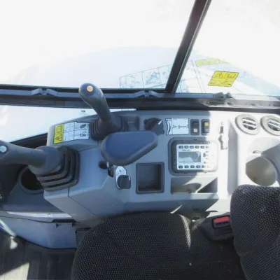 2021 Bobcat E42 thumbnail