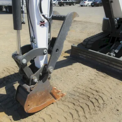 2021 Bobcat E42 thumbnail