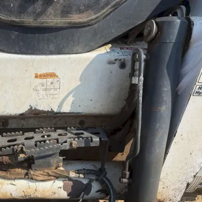 2020 Bobcat T870 thumbnail