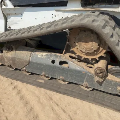 2020 Bobcat T870 thumbnail