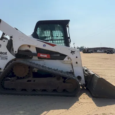 2020 Bobcat T870 thumbnail