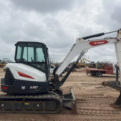 2021 Bobcat E50R2 thumbnail
