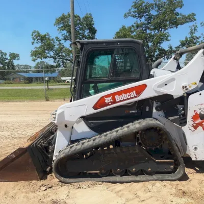 2021 Bobcat T66 thumbnail