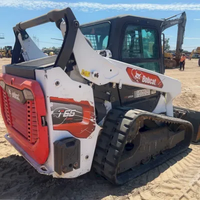 2021 Bobcat T66 thumbnail