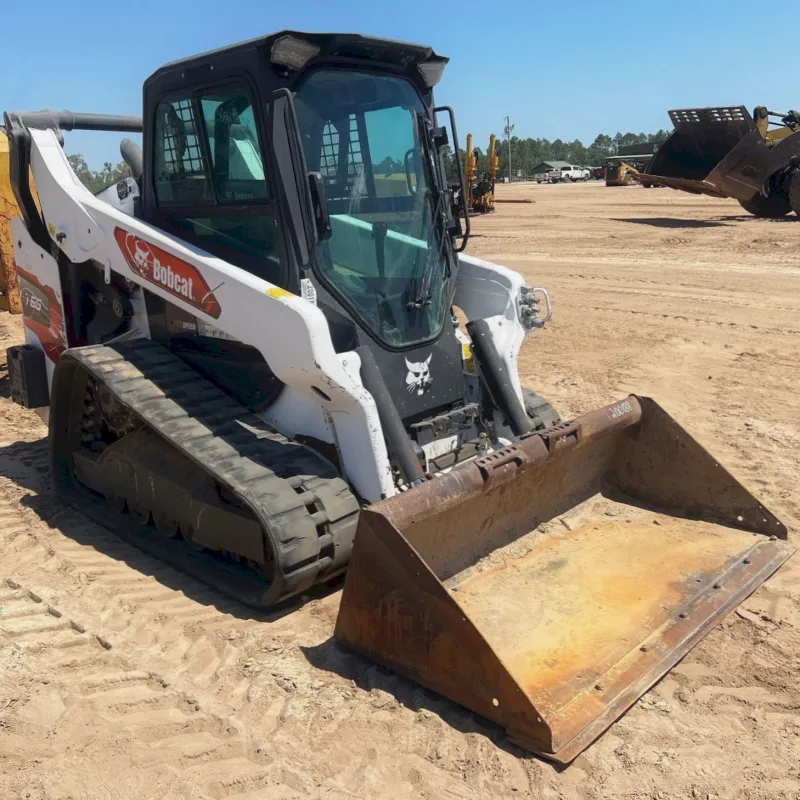 2021 Bobcat T66