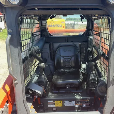 2020 Kubota SSV75 thumbnail
