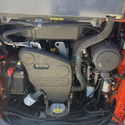 2020 Kubota SSV75 thumbnail