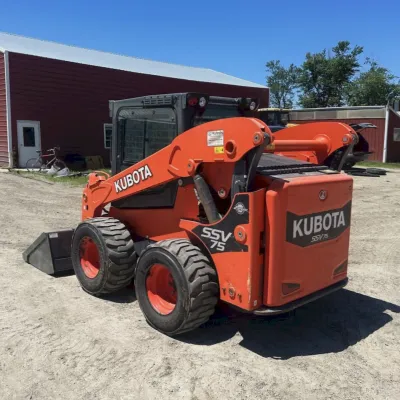 2020 Kubota SSV75 thumbnail