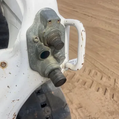2021 Bobcat T62 thumbnail