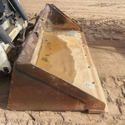 2021 Bobcat T62 thumbnail